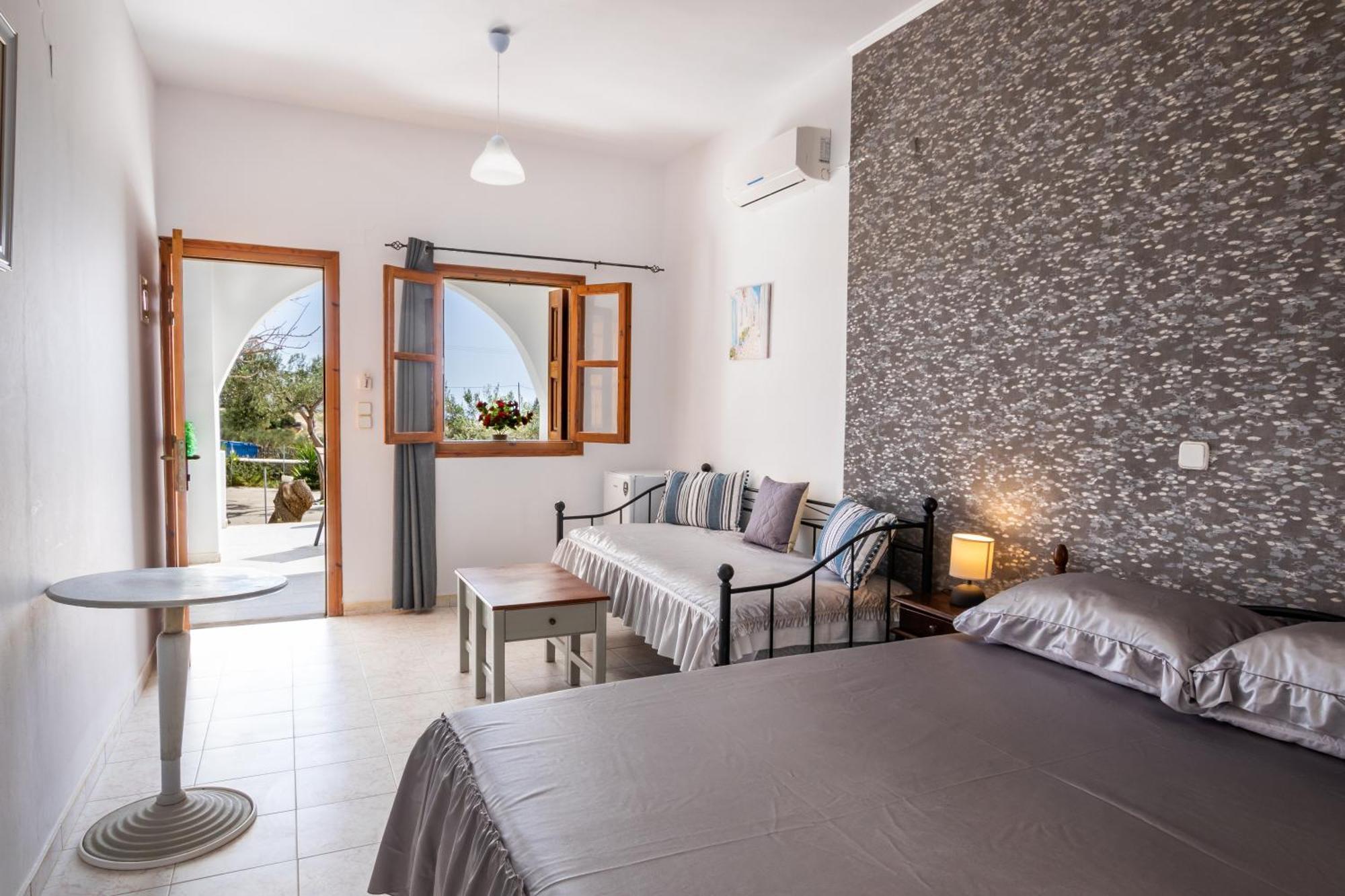 Perama Hotel, Karpathos Amoopi Exteriör bild